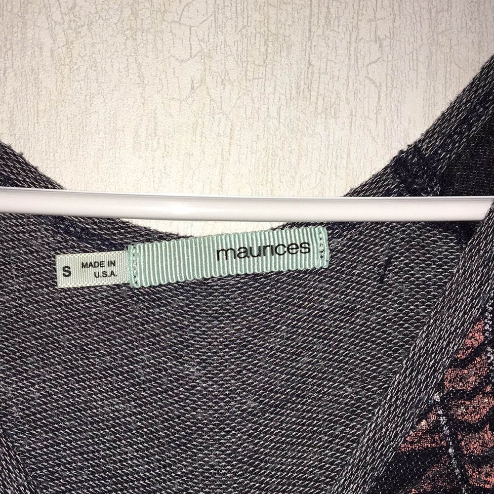 Shirt - Picture 3 of 3